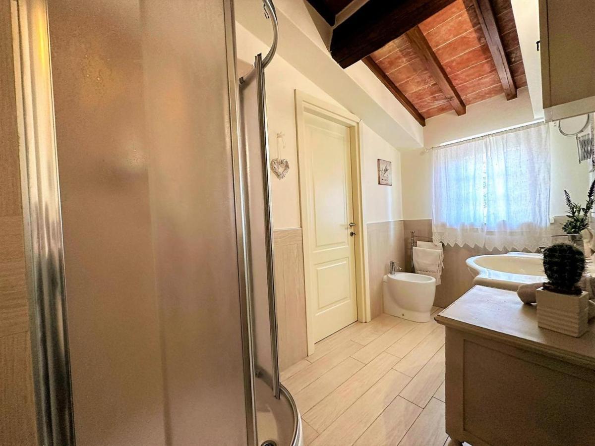 Villetta Belvedere By Nicola Luxury Properties Corsanico-Bargecchia Luaran gambar